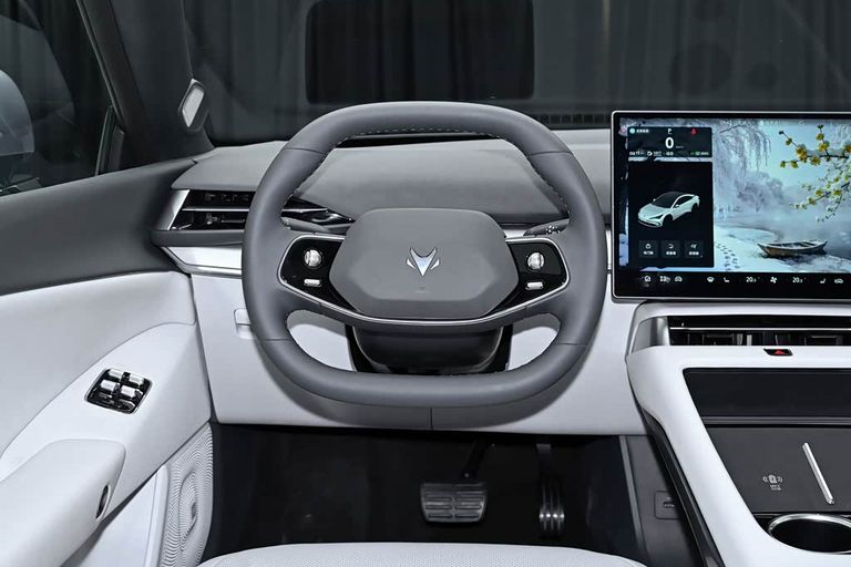 ARCFOX αS5 - interior