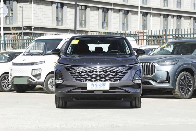 Chery FX / Omoda C5 - exterior