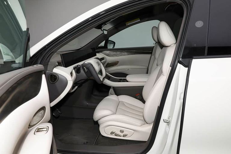 IM LS7 - interior