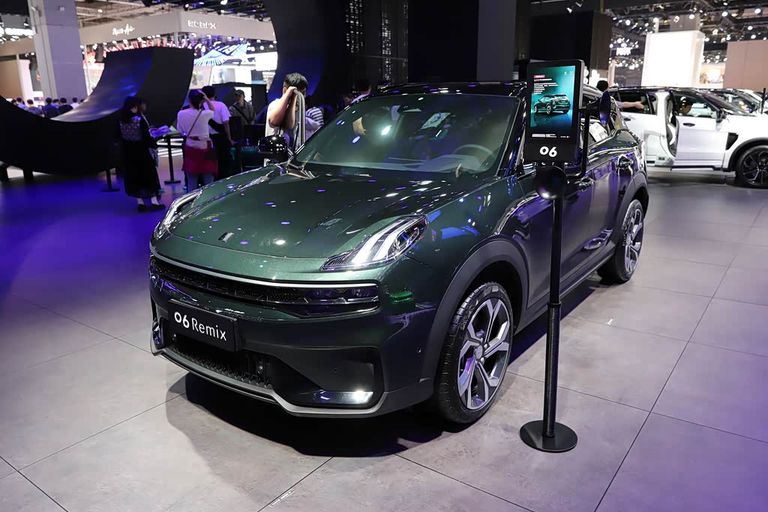 Lynk & Co 06