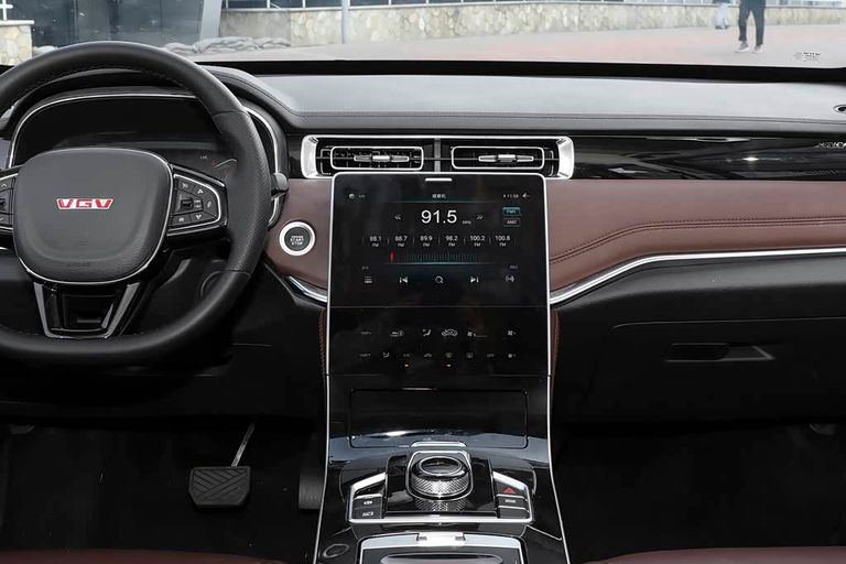 VGV U75Plus - interior