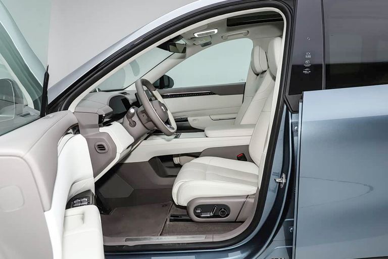 Zeekr 7X - interior